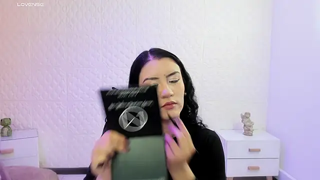 Violetaa diazz online show from 02/04/26, 09:20