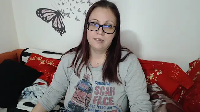 LadyHellene online show from 02/05/25, 08:35