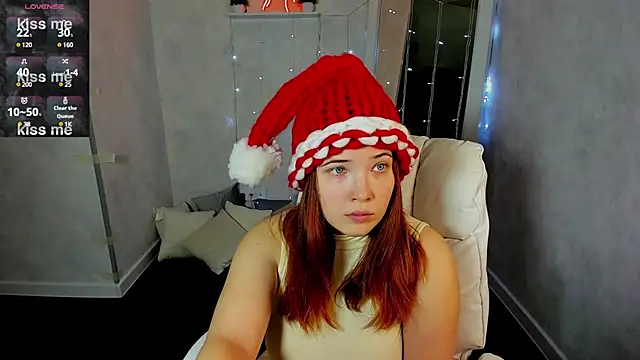 Snapshot of Aliisson_Edwards chatting on 12/24/24, 01:06 Aliisson Edwards online show from 12/24/24, 01:06