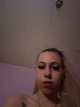 Katherinabby33 online show from 03/04/26, 04:57