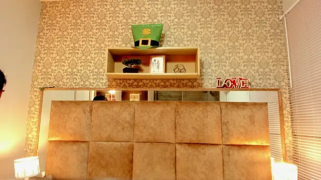 Asia smitth online show from 12/07/24, 12:02