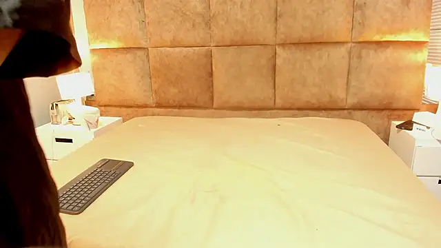 Asia smitth online show from 12/09/24, 11:58