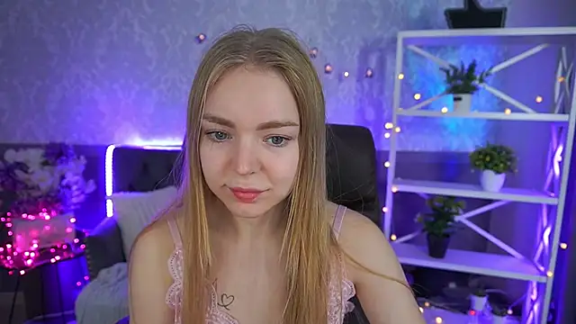 EmilySunshineS online show from 11/02/25, 07:33