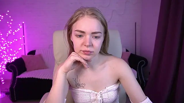 EmilySunshineS online show from 03/09/26, 06:50