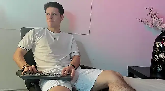 Adan rivas  online show from 12/25/24, 06:52