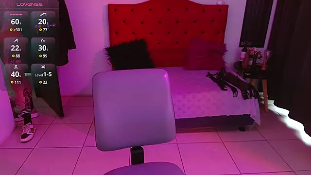 Sofi F w online show from 03/21/25, 10:06