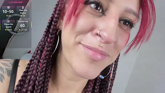 Sofi F w online show from 10/25/25, 10:15