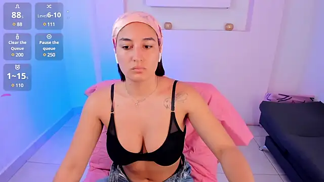 ScarlettWet9 online show from 12/15/24, 03:45