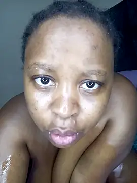 Hotty-boobsxxx online show from 10/27/25, 11:20