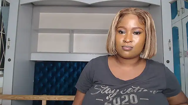 Zeeyonce696 online show from 01/16/25, 06:27
