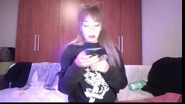 KarolinaReaper online show from 11/03/25, 01:45