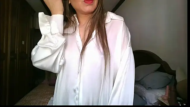Snapshot of KarolinaReaper chatting on 04/22/26, 01:45 KarolinaReaper online show from 04/22/26, 01:45