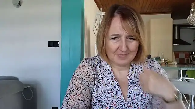 Sandcoq online show from 04/10/26, 08:52