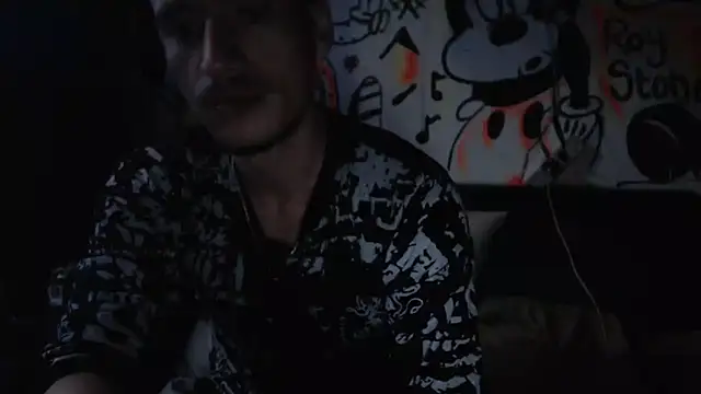 roystonee01 online show from 11/16/25, 10:54