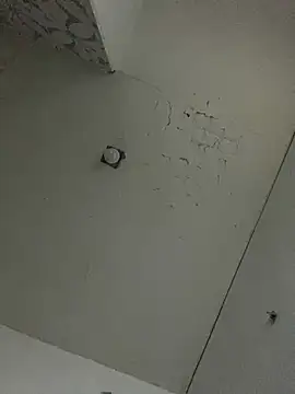 Carolinen online show from 02/12/25, 04:33