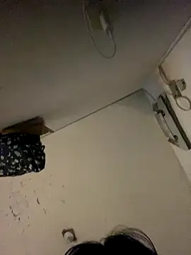 Carolinen online show from 09/21/25, 04:30