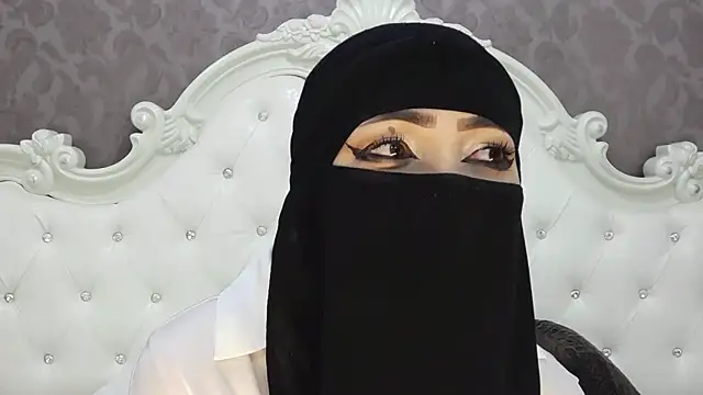 Snapshot of Hajar_Kar chatting on 06/05/26, 06:52 Hajar Kar online show from 06/05/26, 06:52