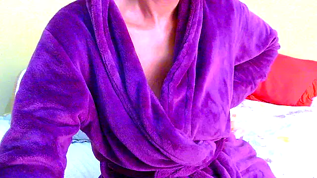 Snapshot of Mollybrookexx chatting on 06/27/26, 12:22 Mollybrookexx online show from 06/27/26, 12:22