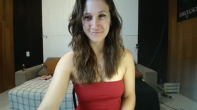 Snapshot of Khalee_si chatting on 10/15/25, 10:43 Khalee si online show from 10/15/25, 10:43