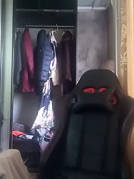 Veronica-Celie online show from 11/17/25, 06:41