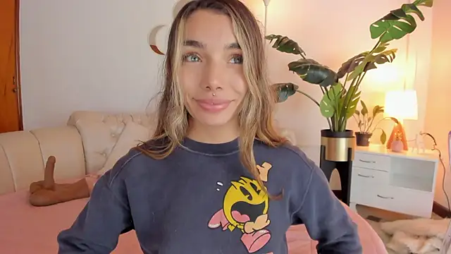 Mollymoon1 online show from 02/23/26, 09:23