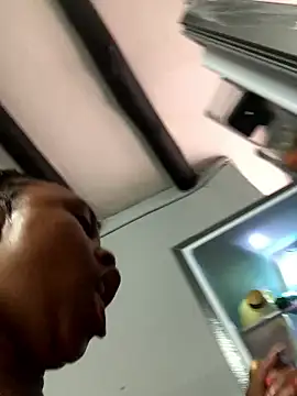 Pearl 00 online show from 01/10/26, 12:40