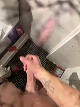 lescro95  online show from 12/05/25, 04:14