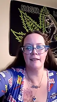 Snapshot of TheGoldenLotus chatting on 03/05/25, 02:23 TheGoldenLotus online show from 03/05/25, 02:23
