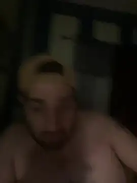 Snapshot of ReedRixchards chatting on 03/18/26, 07:33 ReedRixchards online show from 03/18/26, 07:33