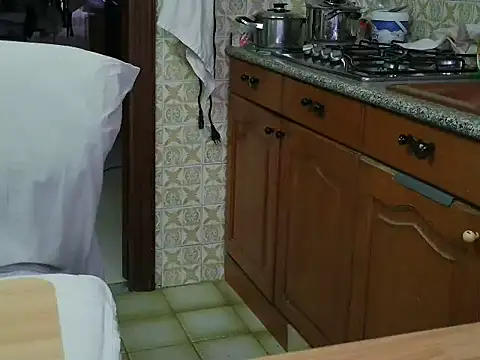 VeneRed online show from 10/05/25, 09:29