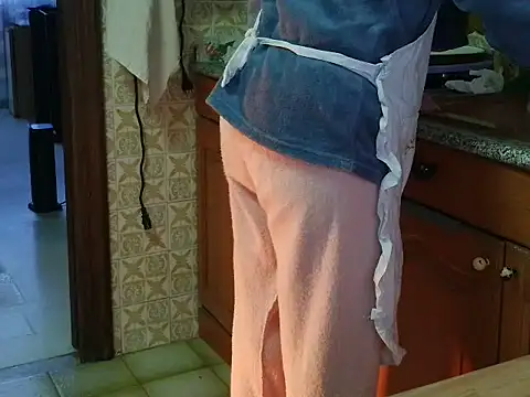 VeneRed online show from 10/11/25, 07:40