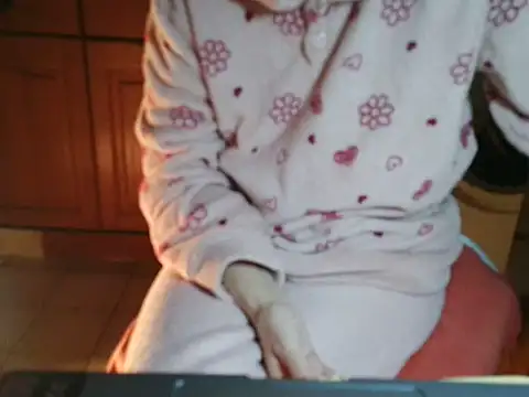 VeneRed online show from 02/08/26, 04:49