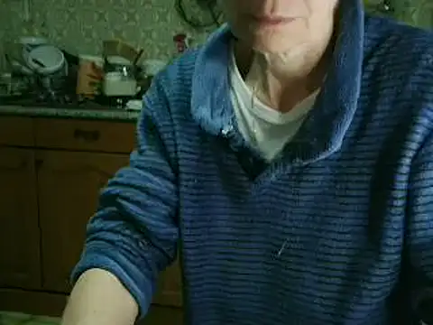 VeneRed online show from 04/14/26, 05:30