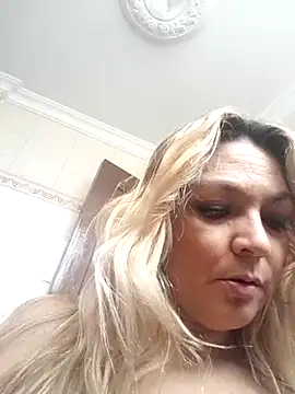 MalorySweet online show from 03/14/25, 06:18