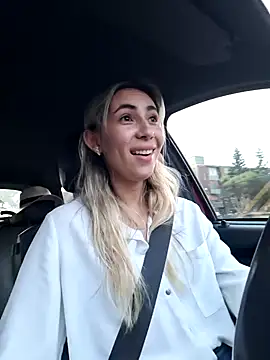 Scarlett Khan online show from 02/02/25, 11:00