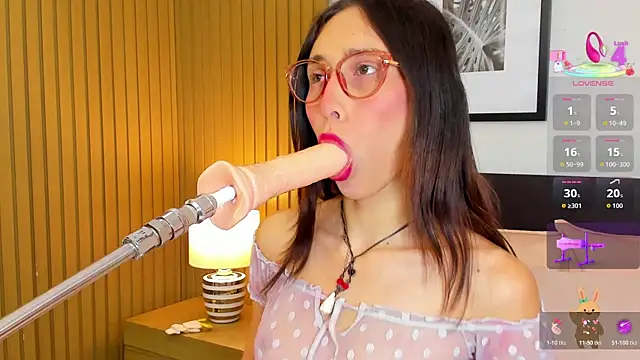 doll bella  online show from 04/14/26, 07:53