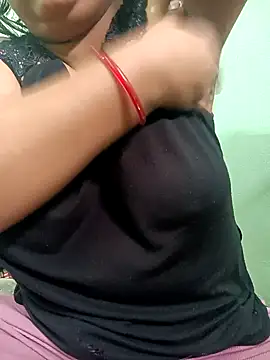 Snapshot of Cute_payal0 chatting on 01/06/25, 08:35 Cute payal0 online show from 01/06/25, 08:35