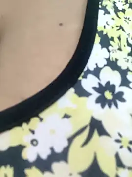 Snapshot of Cute_payal0 chatting on 10/15/25, 06:35 Cute payal0 online show from 10/15/25, 06:35