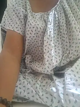 Snapshot of Melody_Shyla chatting on 09/21/25, 03:57 Melody Shyla online show from 09/21/25, 03:57