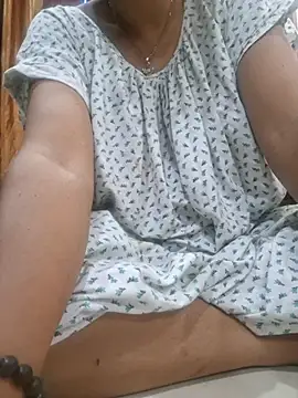 Snapshot of Melody_Shyla chatting on 09/27/25, 11:54 Melody Shyla online show from 09/27/25, 11:54