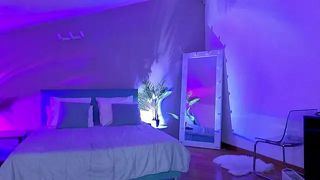 L1ittle kitty  online show from 04/14/26, 04:51