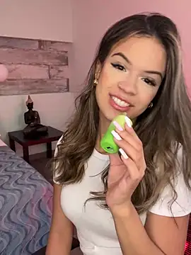 Alisha-Bond online show from 01/20/25, 11:54