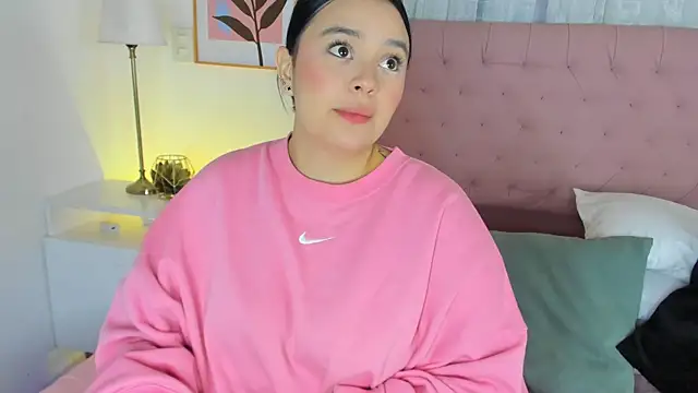 Cristal Cutte online show from 01/18/25, 12:04