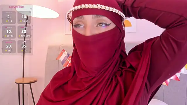 Snapshot of rawiya chatting on 07/06/26, 12:13 rawiya online show from 07/06/26, 12:13