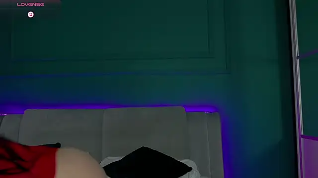 AllisonSky online show from 04/14/26, 06:14