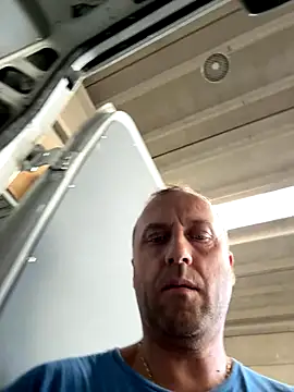 Lecatore80 online show from 10/28/25, 02:20