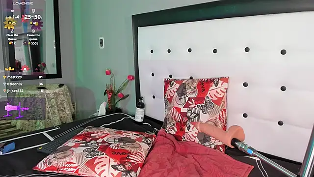 valeria hurtado online show from 12/19/24, 08:02