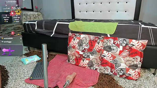 valeria hurtado online show from 01/22/25, 04:23