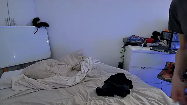 CeriseLapine online show from 11/23/25, 01:16