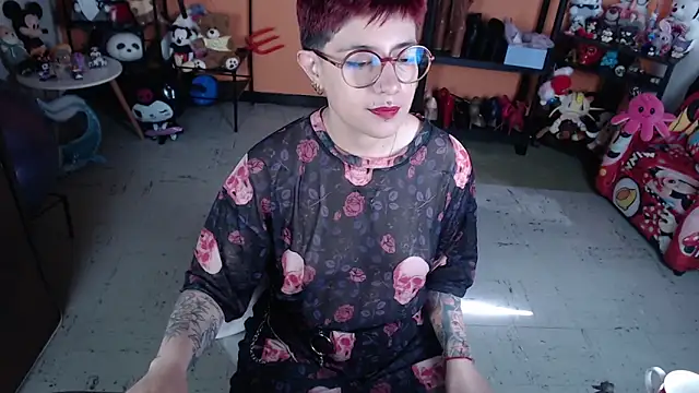 MissMiia2 online show from 05/15/26, 02:13